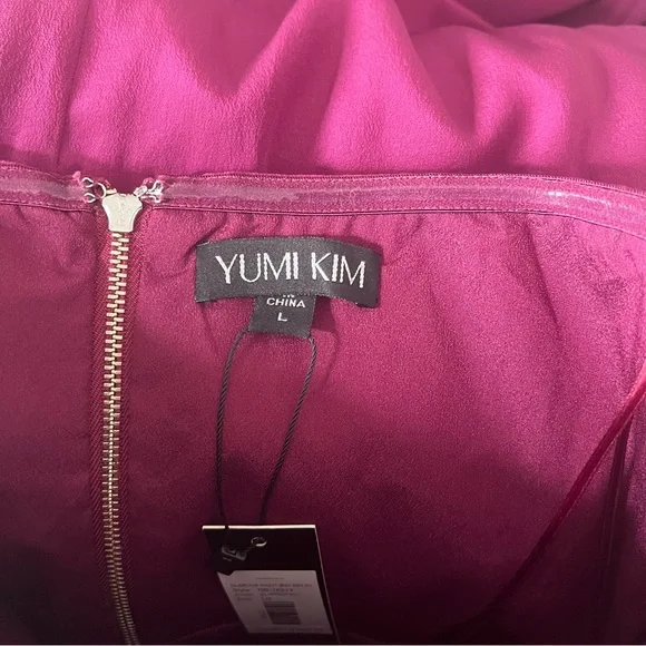 Yumi Kim Glamour Night Midi Strapless Dress in Burgundy Size Large - Picture 8 of 8